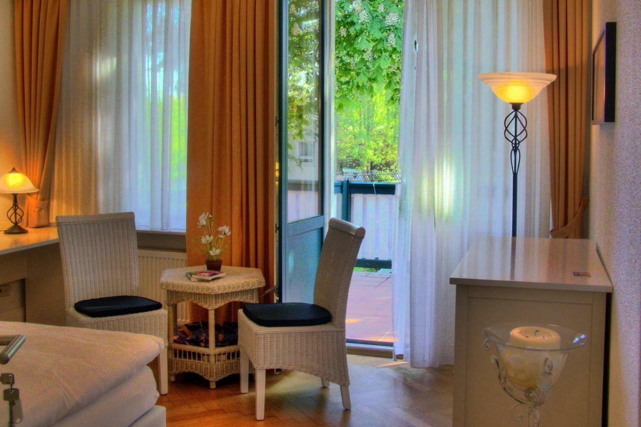 Cafe'Seestrasse Magdeburg Bagian luar foto